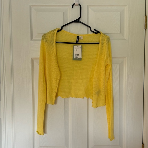 Cardignan - Picture 1 of 4